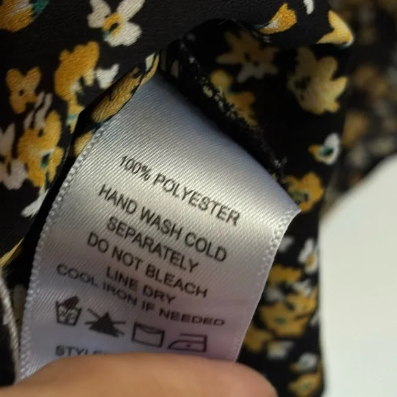 PLEIONE FLORAL BLOUSE, MEDIUM - Picture 3 of 4